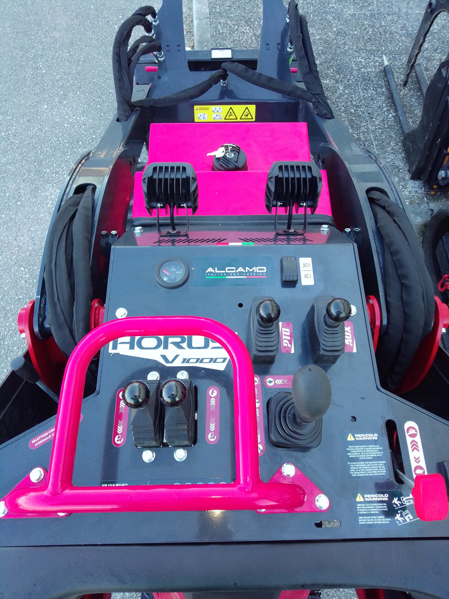 HORUS V1000