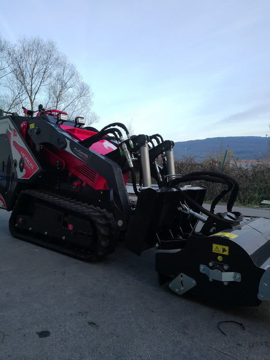 TRINCIA ERBA HORUS V1000